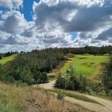 10 Person In Thisted-by Traum * Klitmøller